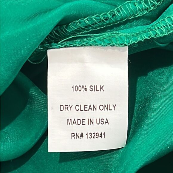 New Amanda Uprichard x Revolve Samba Gown in 100% Silk Small Emerald Dark Green - Picture 14 of 15
